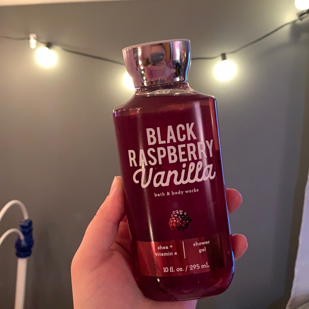 Bath & Body Works Black Raspberry Vanilla Bodywash